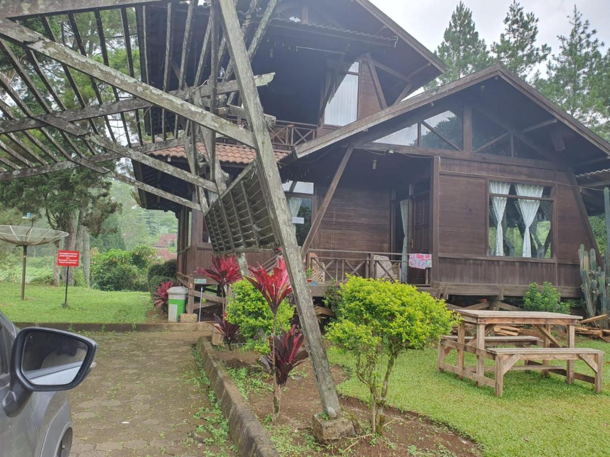 Taman liburan Aubrey Ciwidey