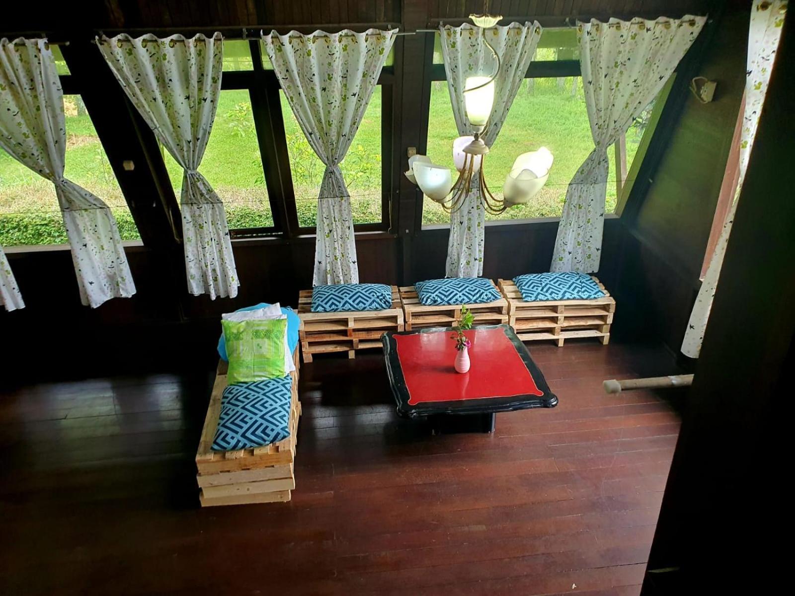 Taman liburan Aubrey Ciwidey *