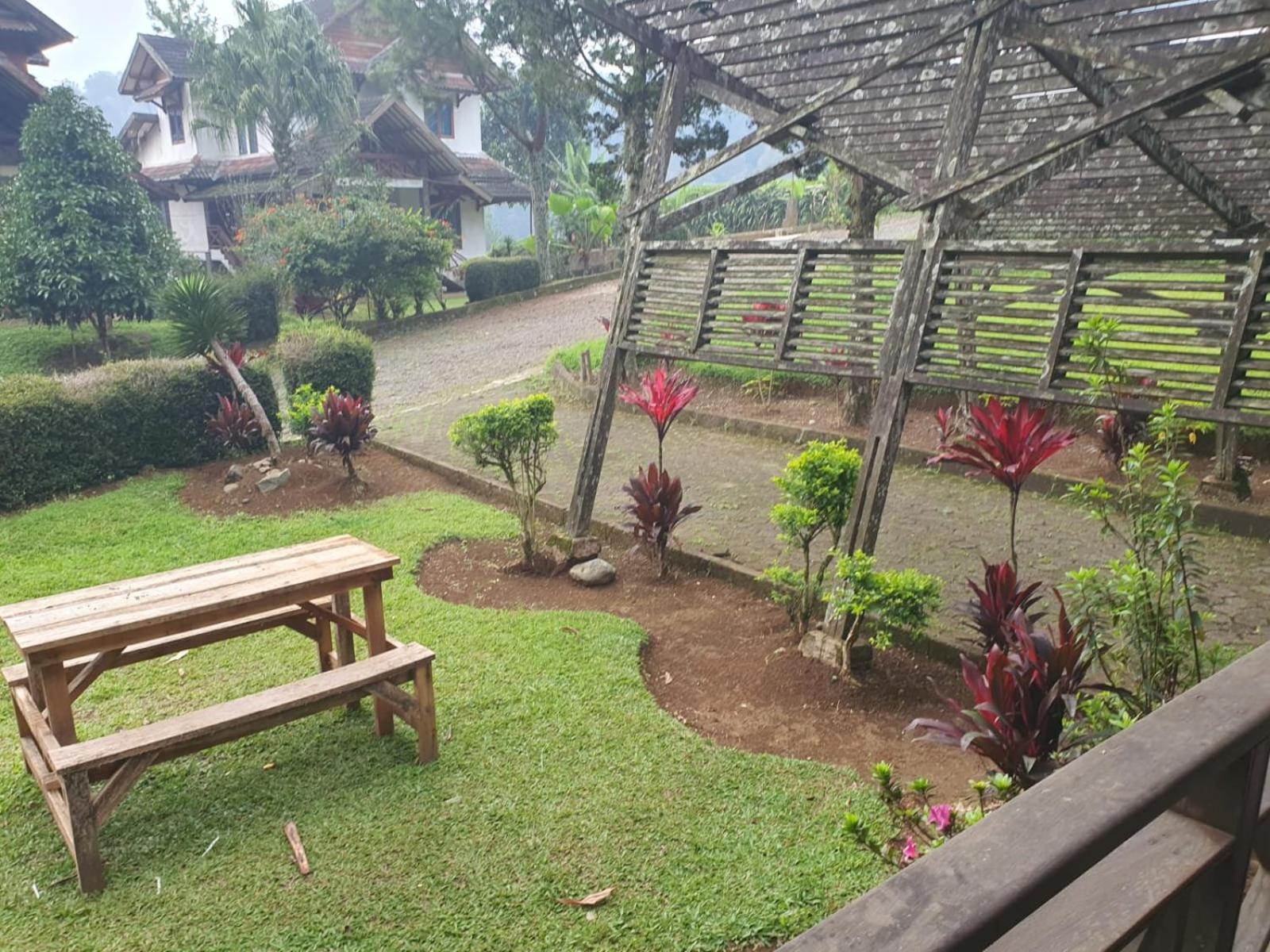 Taman liburan Aubrey Ciwidey Bandung